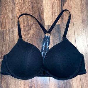 Like new front closure Victoria’s Secret bra